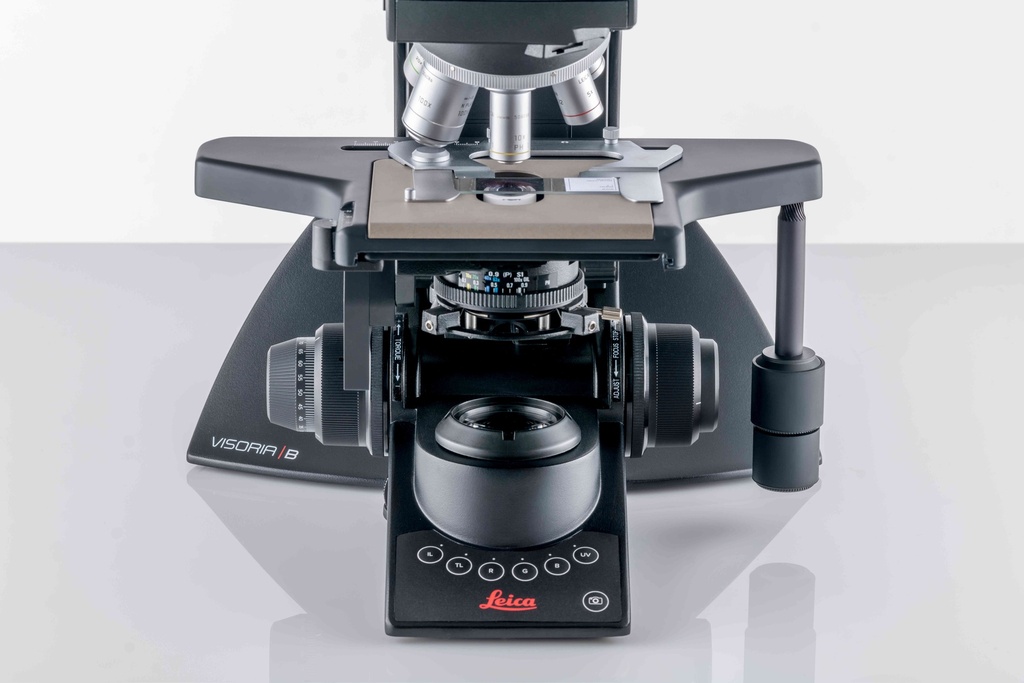 Microscopio Leica Visoria B